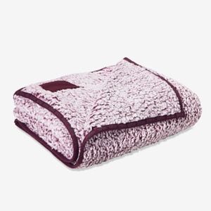 NEW Victoria Secret PINK Sherpa Blanket Throw